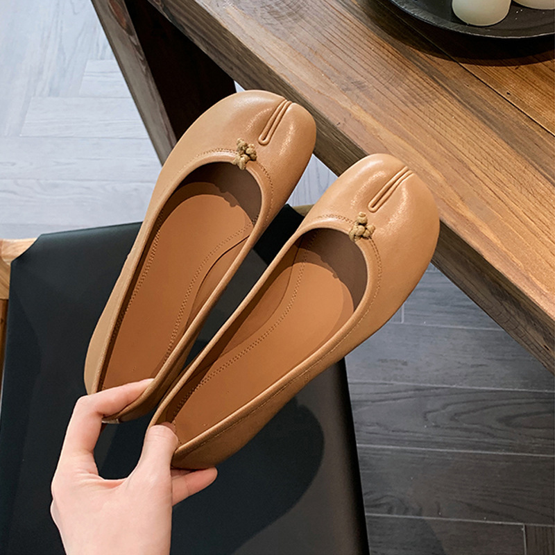 Women's Vintage Split Toe Mary - огляд і ціна Women'S Fashion Loafers